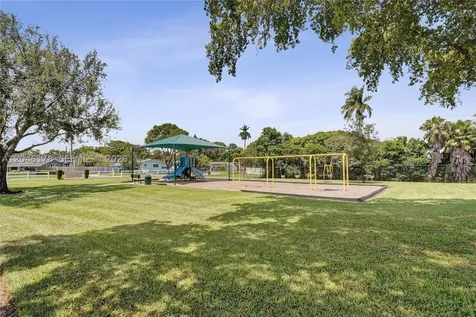 9120 SW 49th Street Cooper City FL 33328