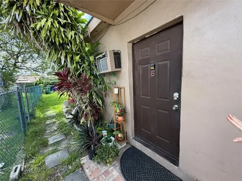 745 NW 32nd Avenue Miami FL 33125