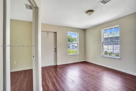 727 22nd Street West Palm Beach FL 33407