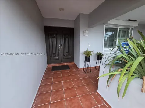 10321 SW 17th Street Miami FL 33165