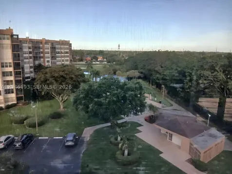 1100 Saint Charles Place Pembroke Pines FL 33026