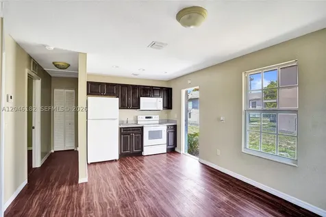 727 22nd Street West Palm Beach FL 33407
