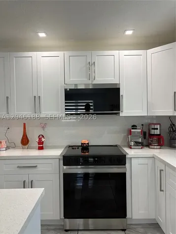 734 E 39th Street Hialeah FL 33013