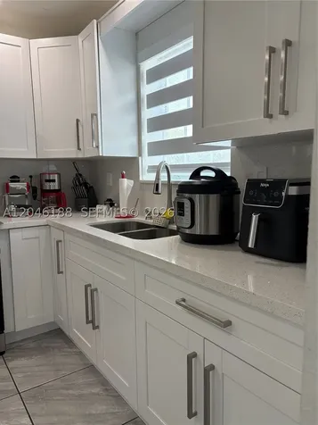 734 E 39th Street Hialeah FL 33013