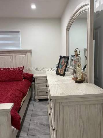 734 E 39th Street Hialeah FL 33013