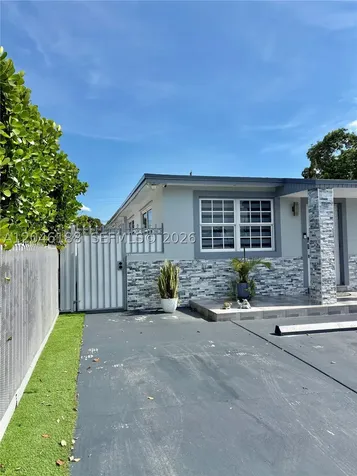 734 E 39th Street Hialeah FL 33013