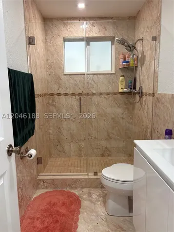 734 E 39th Street Hialeah FL 33013
