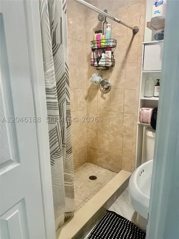 734 E 39th Street Hialeah FL 33013
