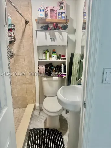 734 E 39th Street Hialeah FL 33013