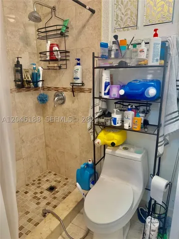 734 E 39th Street Hialeah FL 33013