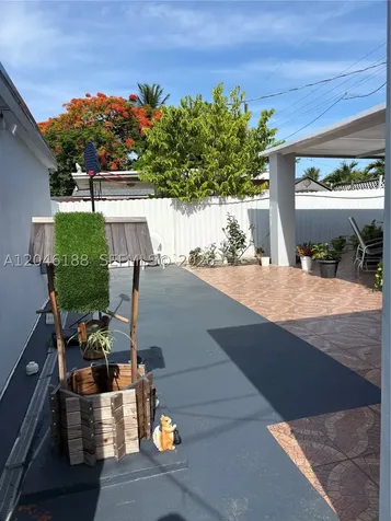 734 E 39th Street Hialeah FL 33013