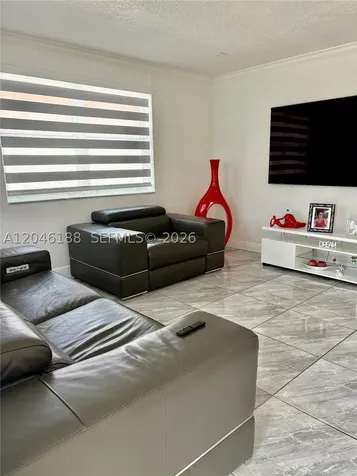 734 E 39th Street Hialeah FL 33013