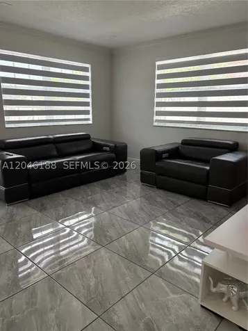 734 E 39th Street Hialeah FL 33013