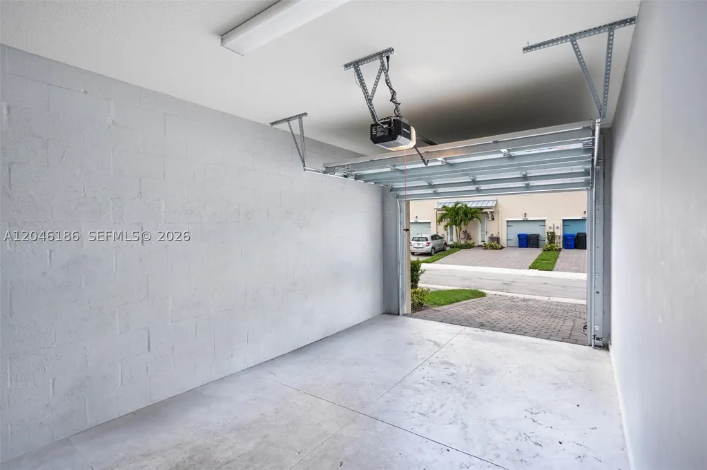 3944 Poinciana Lane Hollywood FL 33021