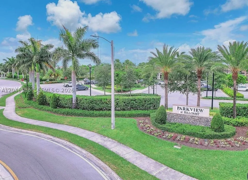 3944 Poinciana Lane Hollywood FL 33021