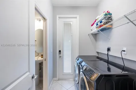 3944 Poinciana Lane Hollywood FL 33021