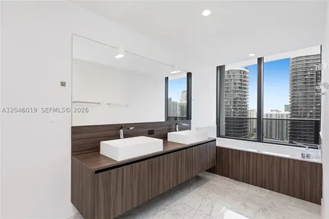 1000 Brickell Plaza Miami FL 33131