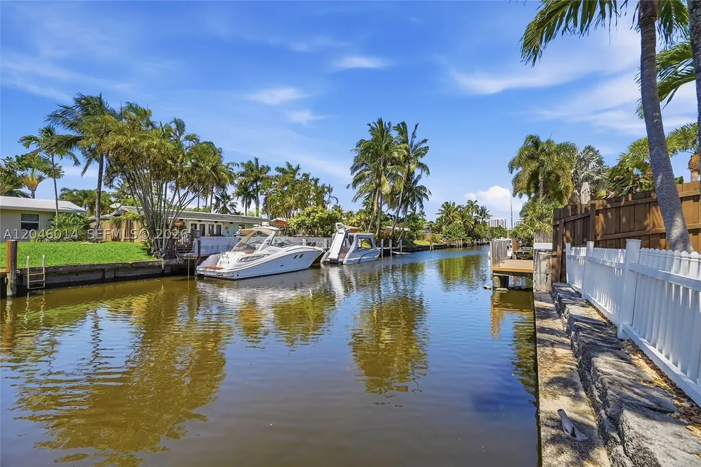 1625 SW 5th Court Fort Lauderdale FL 33312