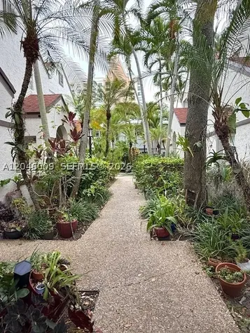 101 NE 8th Avenue Fort Lauderdale FL 33301
