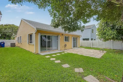 13765 SW 145th Street Miami FL 33186