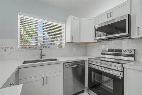 13765 SW 145th Street Miami FL 33186
