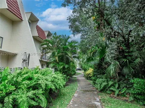 1655 NE 115th Street Miami FL 33181