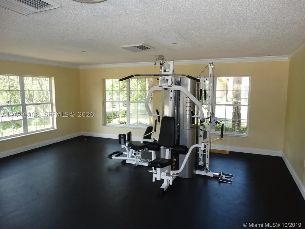 4015 W Mcnab Road Pompano Beach FL 33069