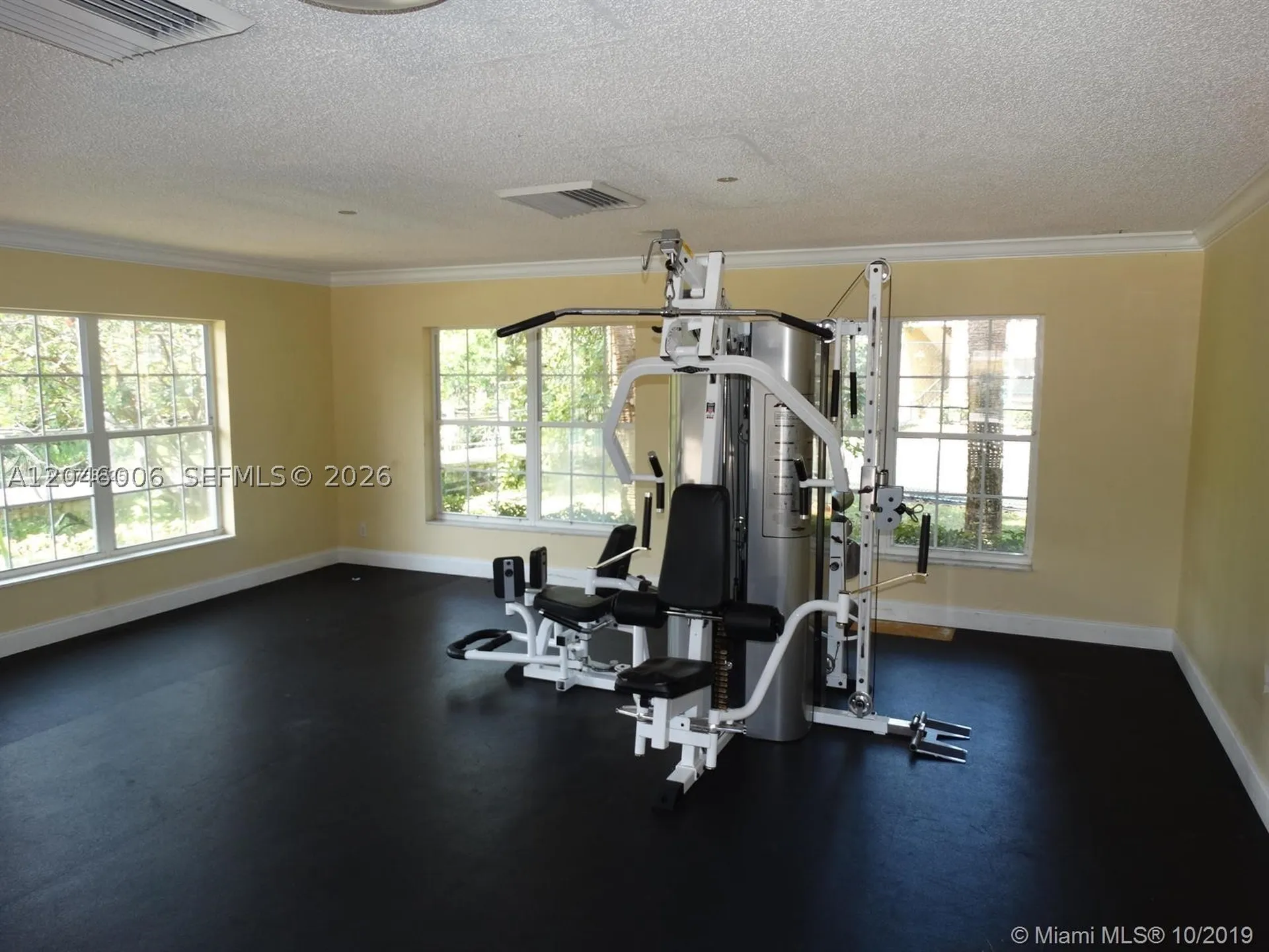 4015 W Mcnab Road Pompano Beach FL 33069