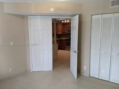 4015 W Mcnab Road Pompano Beach FL 33069