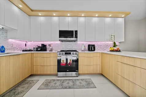 2891 SW 11th Place Deerfield Beach FL 33442