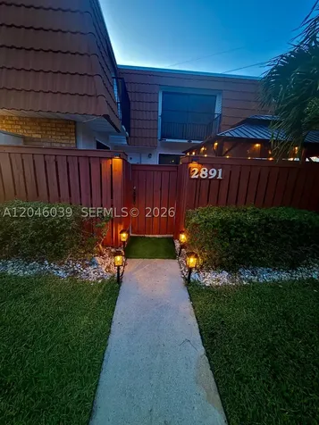 2891 SW 11th Place Deerfield Beach FL 33442