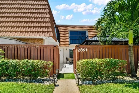 2891 SW 11th Place Deerfield Beach FL 33442