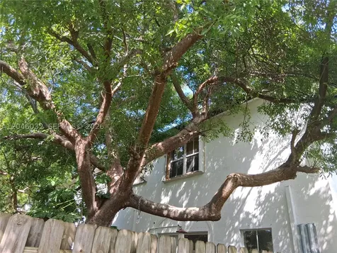 1044 NE 30th Avenue Homestead FL 33033