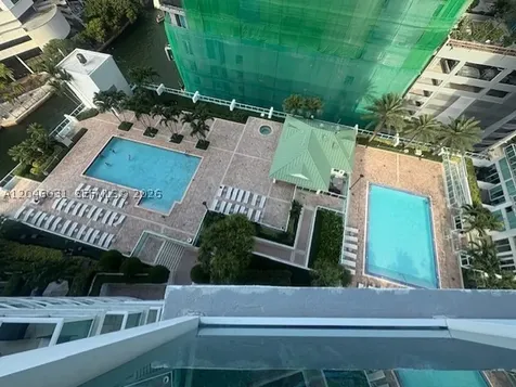 Miami FL 33131