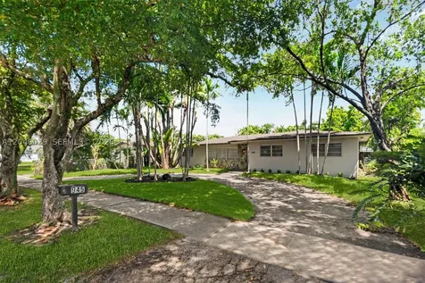 945 NE 176th Street Miami FL 33162