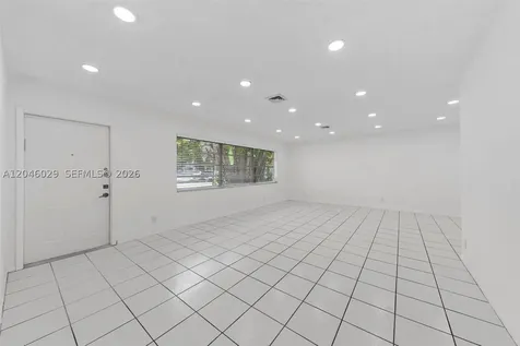 945 NE 176th Street Miami FL 33162
