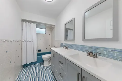 945 NE 176th Street Miami FL 33162