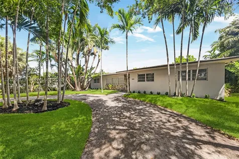 945 NE 176th Street Miami FL 33162