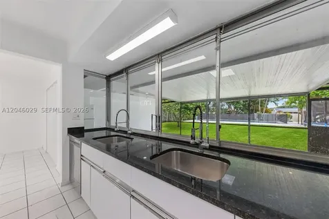 945 NE 176th Street Miami FL 33162