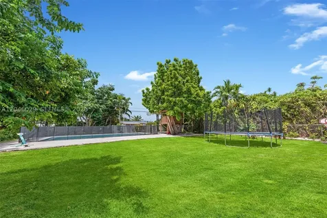 945 NE 176th Street Miami FL 33162