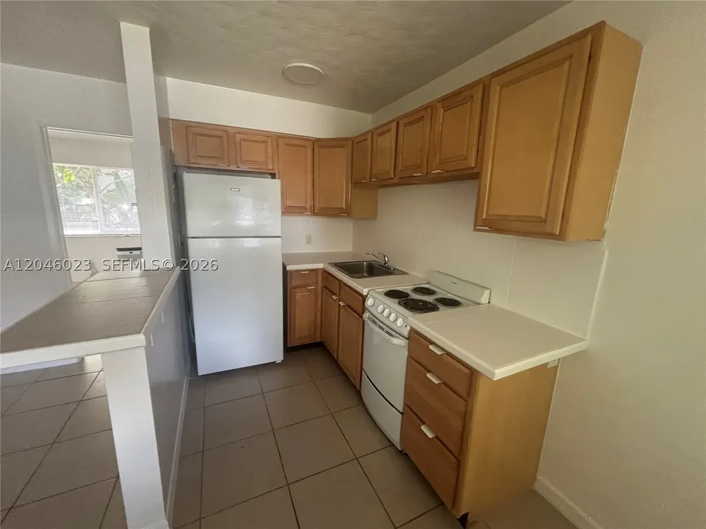 1211 NE 6th Street Fort Lauderdale FL 33304