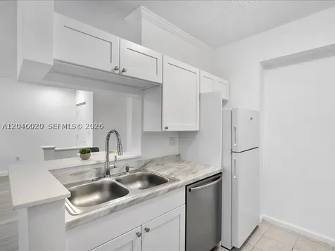 17100 N Bay Road Sunny Isles Beach FL 33160