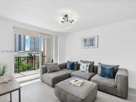 17100 N Bay Road Sunny Isles Beach FL 33160