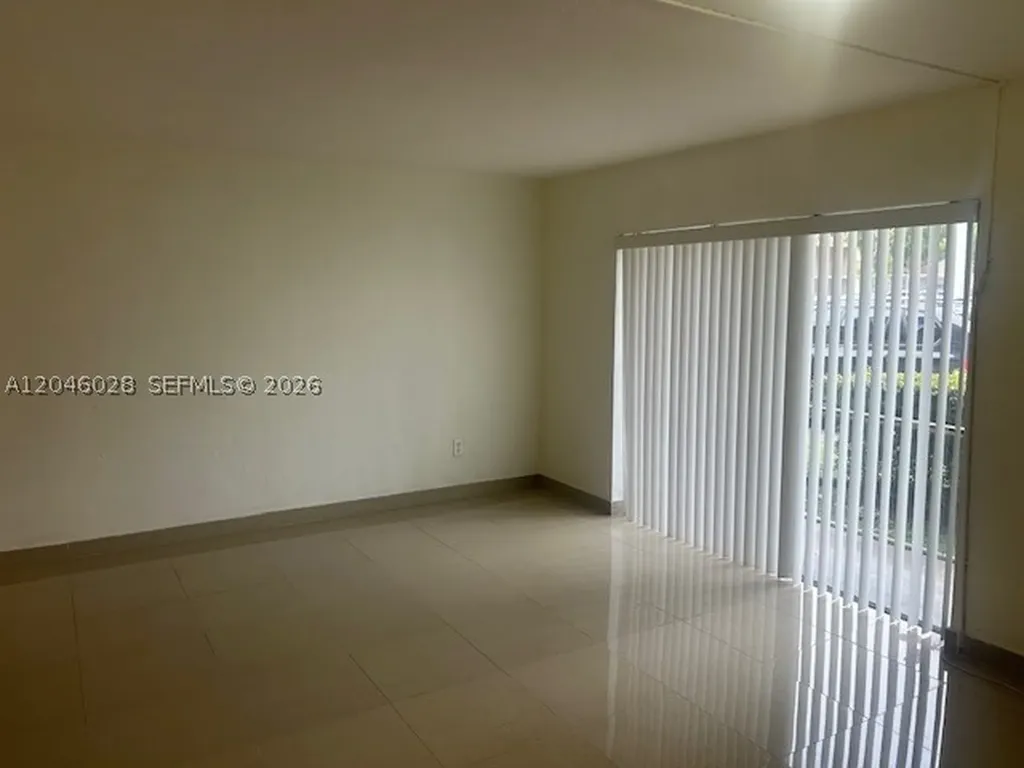 10395 N Kendall Drive Miami FL 33176