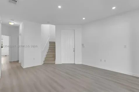 8165 NW 108th Avenue Doral FL 33178