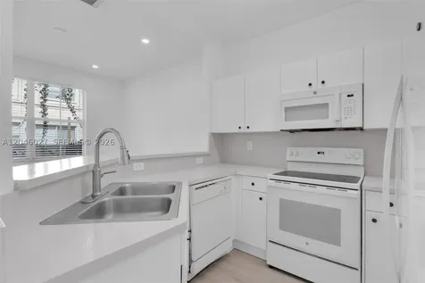 8165 NW 108th Avenue Doral FL 33178