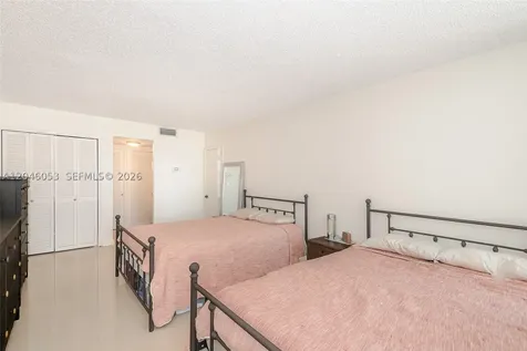 5750 Collins Avenue Miami Beach FL 33140