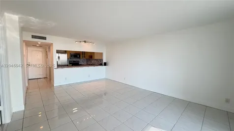 100 Bayview Drive Sunny Isles Beach FL 33160