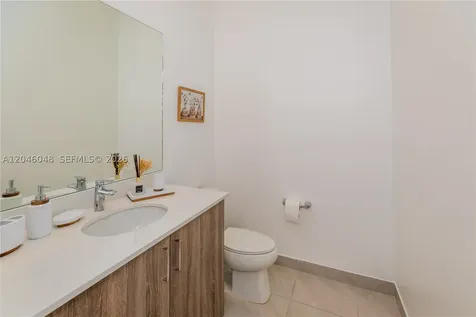 5261 Lamone Lane Ave Maria FL 33142