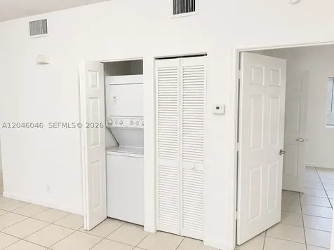 4950 Washington Street Hollywood FL 33021